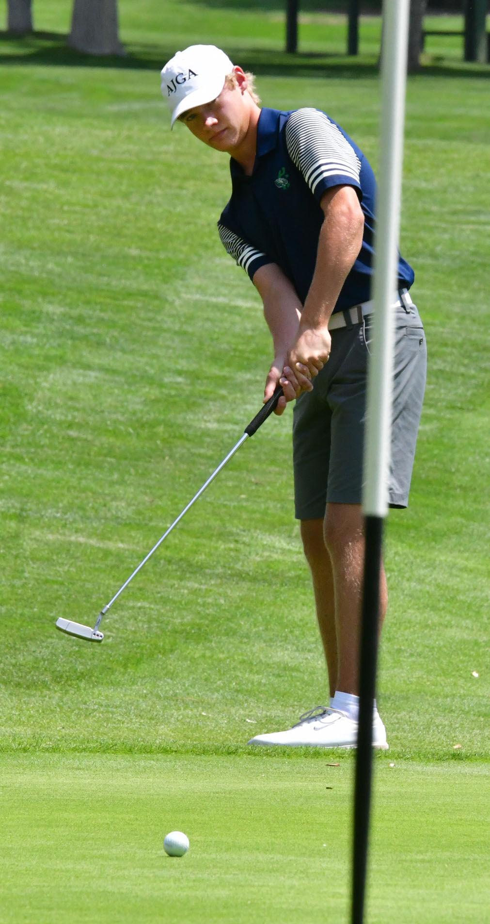 081120-sw-hsgolf 03.JPG